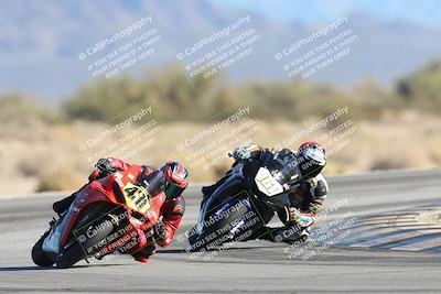 media/Dec-07-2025-CVMA (Sun) [[3e7d2de5dc]]/Race 10-Formula 40 Open/